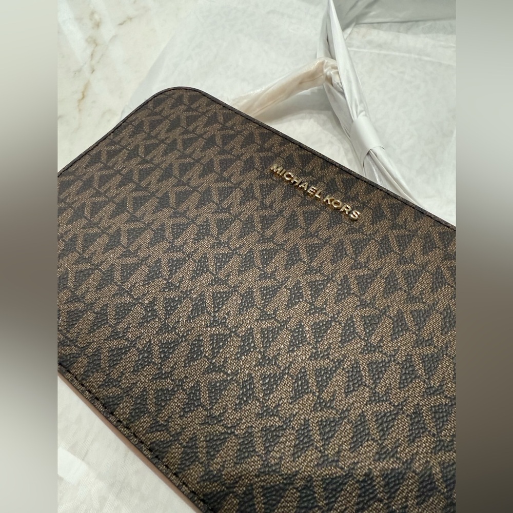 Michael Kors Signature Brown Crossbody Bag - Picture 7 of 16